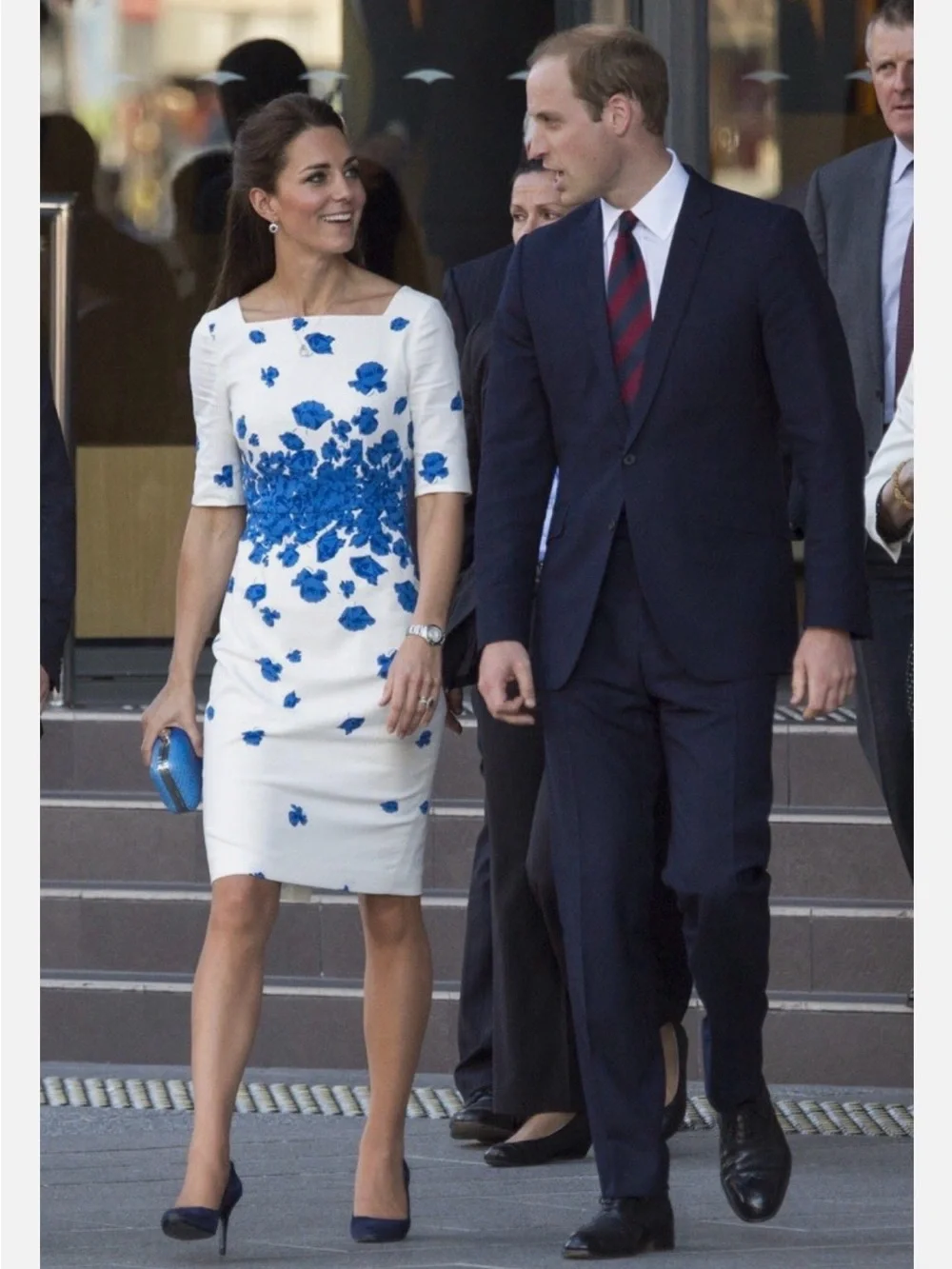 L.K. Bennett Lasa Dress US 2 Blue White Poppy ASO Kate Middleton Floral Pristine - Picture 3 of 15
